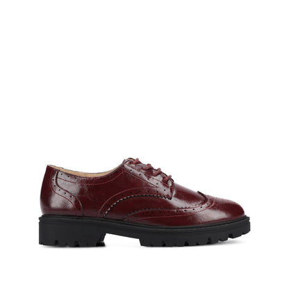 Journee CLAUDIYA OXFORD LOAFER IN VEGAN LEATHER - Oxblood