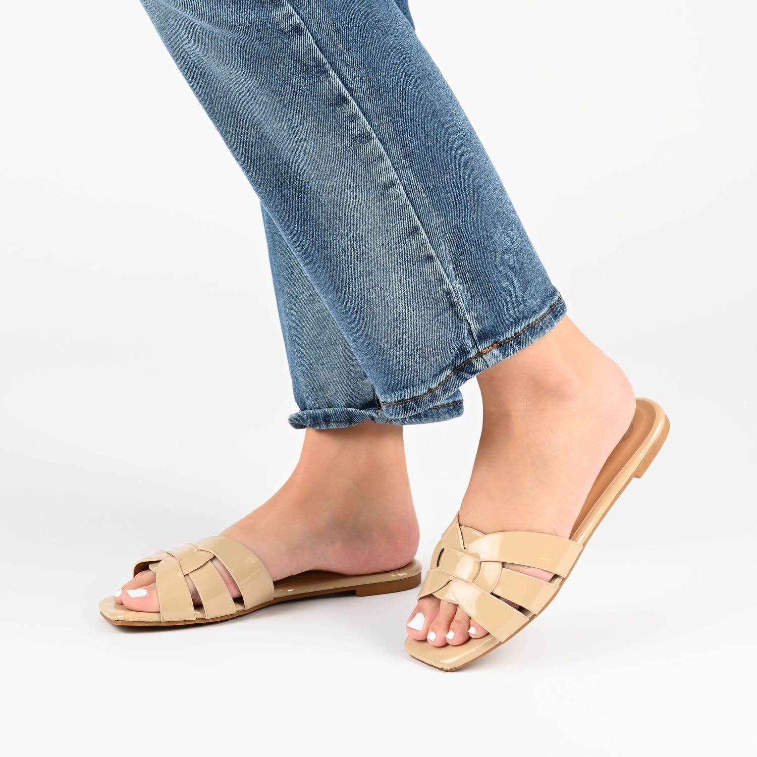 Journee ARRINA SLIDE SANDALS IN BASIC PATENT - Nude Patent