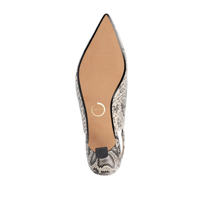 Journee PAULINA SLINGBACK KITTEN HEELS IN PATENT - Snake