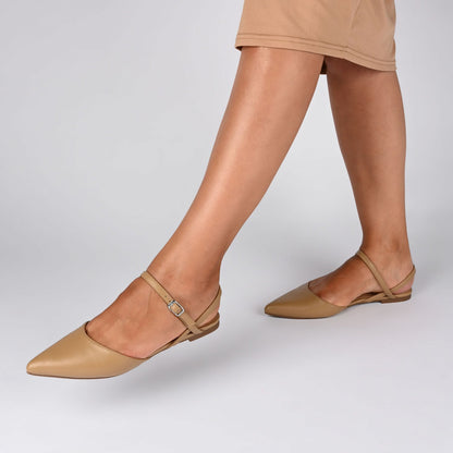 Journee MARTINE SLINGBACK FLATS IN WARM SHADES - Caramel