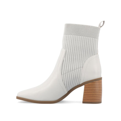 Journee HARLOWE CHELSEA BOOTIES IN WIDE - Off White