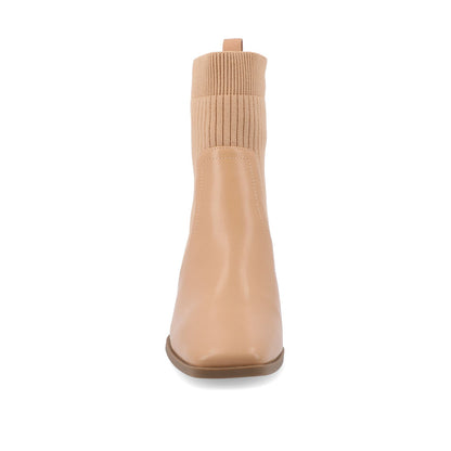Journee HARLOWE CHELSEA BOOTIES IN WIDE - Tan