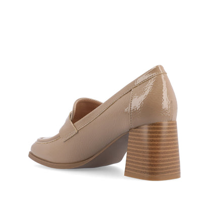 Journee MALLEAH BLOCK HEEL LOAFERS IN WIDE - Patent Taupe
