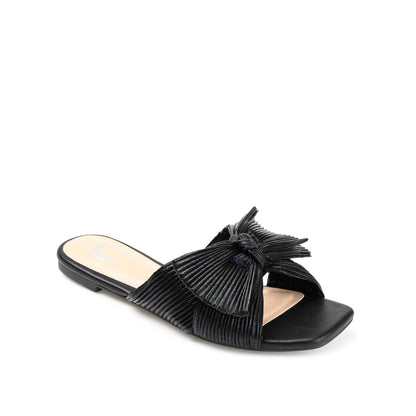 Journee SERLINA PLEATED SLIDE SANDALS IN FOIL - Black