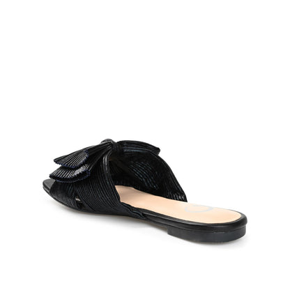 Journee SERLINA PLEATED SLIDE SANDALS IN FOIL - Black