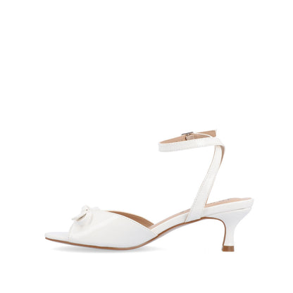 Journee JENNIFER STRAPPY KITTEN HEELS IN PATENT - White Patent
