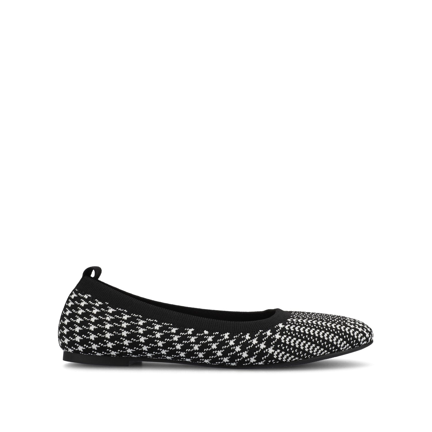 Black and White Knit,6,Regular