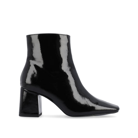 Journee HAYLINN SQUARE TOE BOOTIES IN WIDE WIDTH - Black Patent