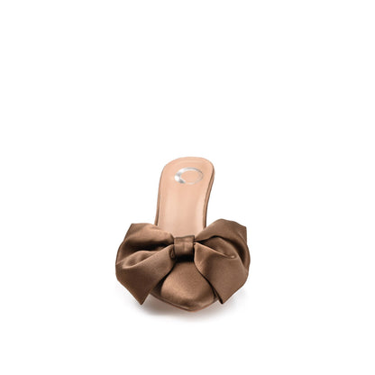 Journee TIARRA STILETTO HEELS IN SATIN - Brown