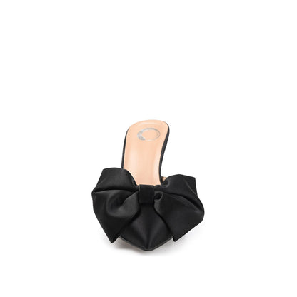 Journee TIARRA STILETTO HEELS IN SATIN - Black