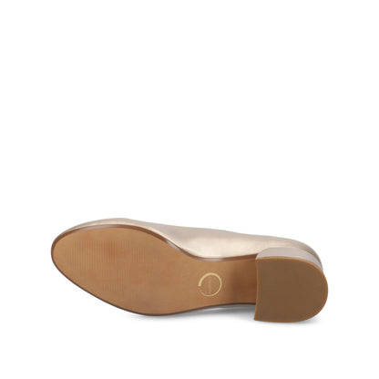 Journee SAAR II PATENT PUMP HEELS IN WIDE - Champagne PU