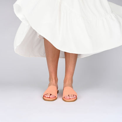 Journee PRISILLA SLIDE SANDALS IN KNIT FABRIC - Peach