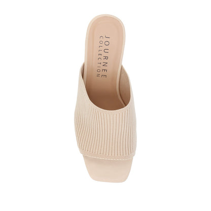 Journee LORENNA MULE BLOCK HEELS IN KNIT FABRIC - Beige