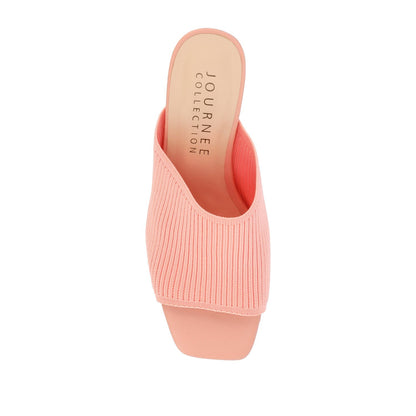 Journee LORENNA MULE BLOCK HEELS IN KNIT FABRIC - Coral