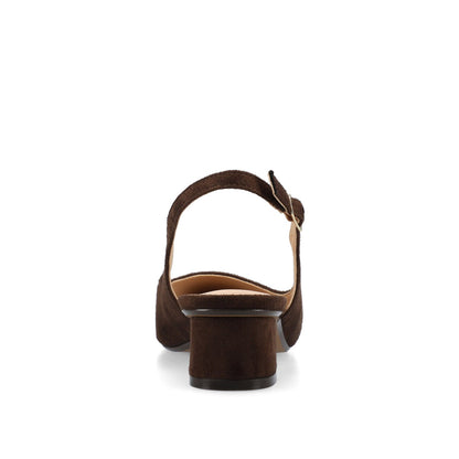 Journee SYLVIA LOW BLOCK PUMP HEELS IN FAUX SUEDE - Chocolate Suede