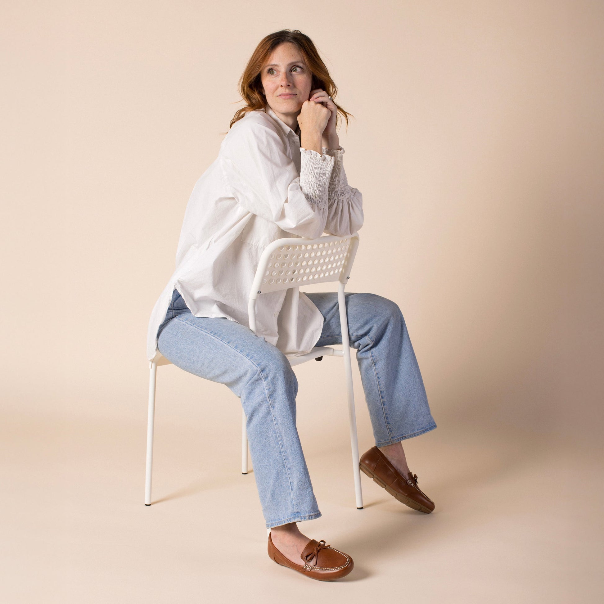Journee NOVELLA DRIVING LOAFER IN WIDE - Beige