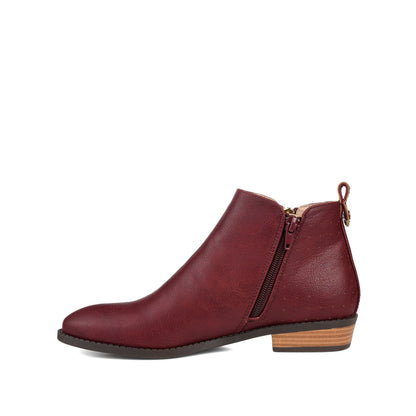 Journee ELLIS ZIP UP VEGAN LEATHER BOOTIES IN WIDE - Wine