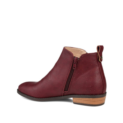 Journee ELLIS ZIP UP VEGAN LEATHER BOOTIES IN WIDE - Wine