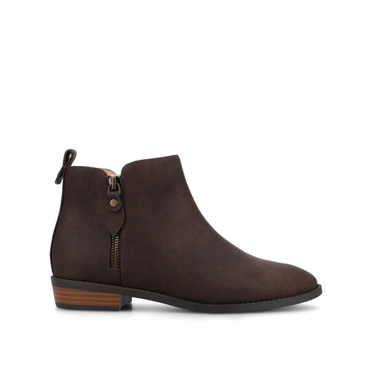 Journee ELLIS ZIP UP VEGAN LEATHER BOOTIES IN WIDE - Vintage Chocolate