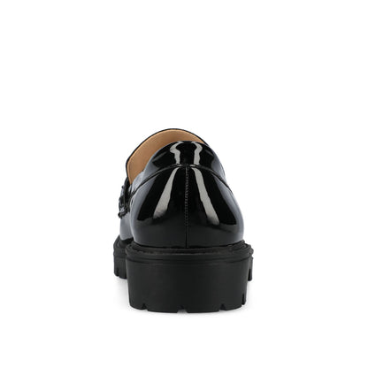 Journee JESSAMEY HORSE BIT LOAFER FLATS IN WIDE - Black Patent Leather