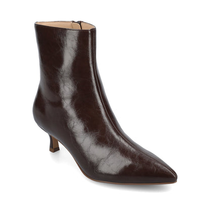 Journee ARELY POINTED TOE BOOTIES IN WIDE - Chocolate