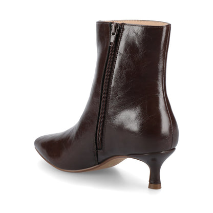 Journee ARELY POINTED TOE BOOTIES IN WIDE - Chocolate