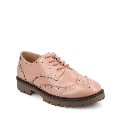 Journee CLAUDIYA OXFORD VEGAN LEATHER LOAFER IN WIDE - Blush Patent
