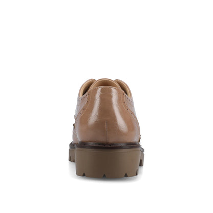 Journee CLAUDIYA OXFORD VEGAN LEATHER LOAFER IN WIDE - Taupe Patent