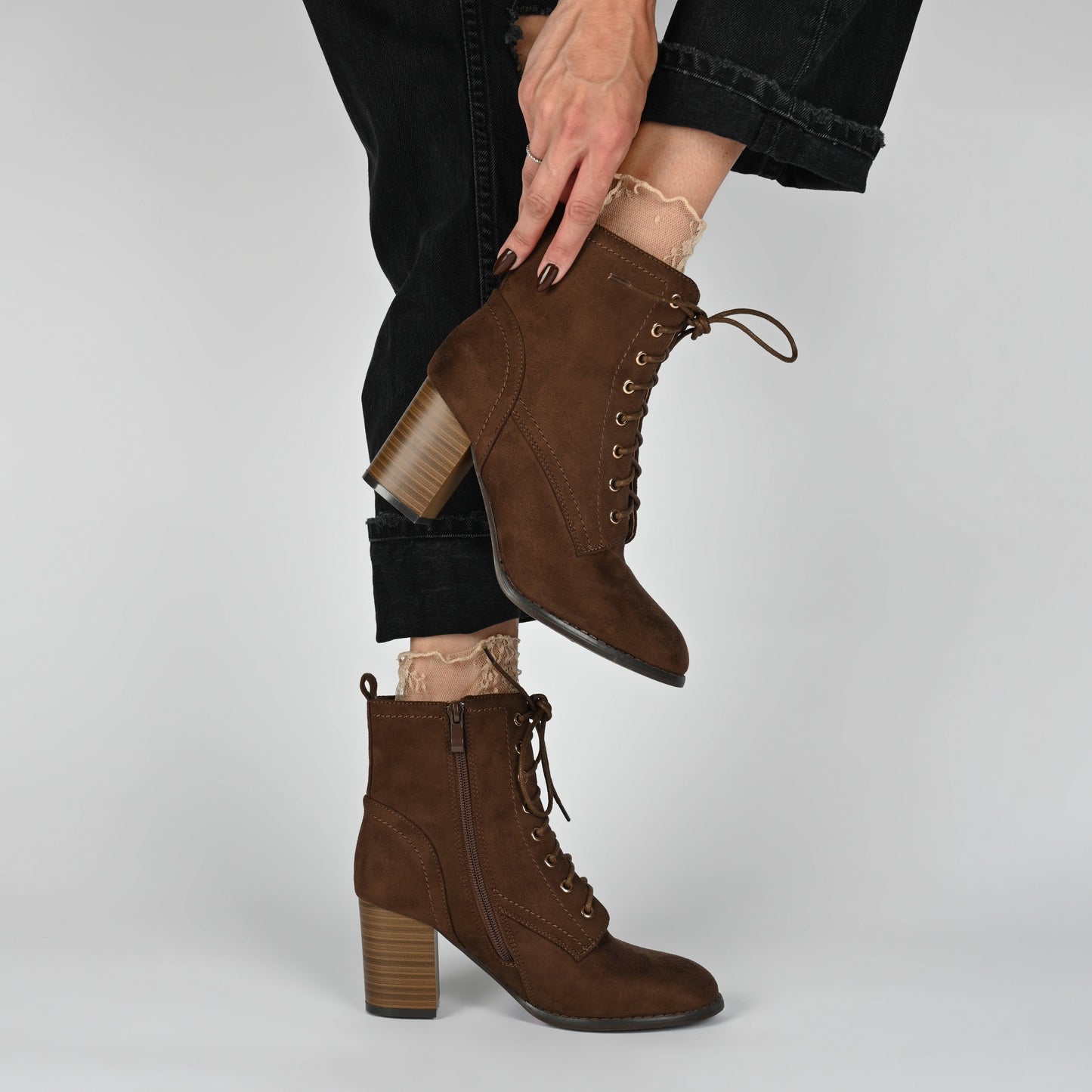Journee BAYLOR VEGAN LEATHER LACE-UP BOOTIES IN WIDE - Oxblood Patent
