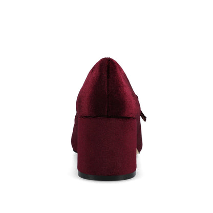 Journee OKENNA MARY JANE PUMP HEELS IN WIDE - Wine